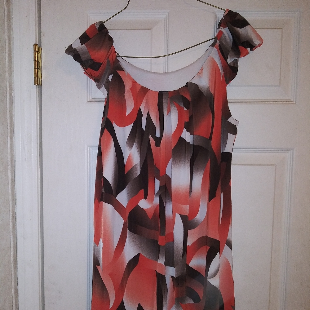 Dress - Picture 2 of 6